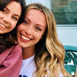 Meet your Posher, Monique